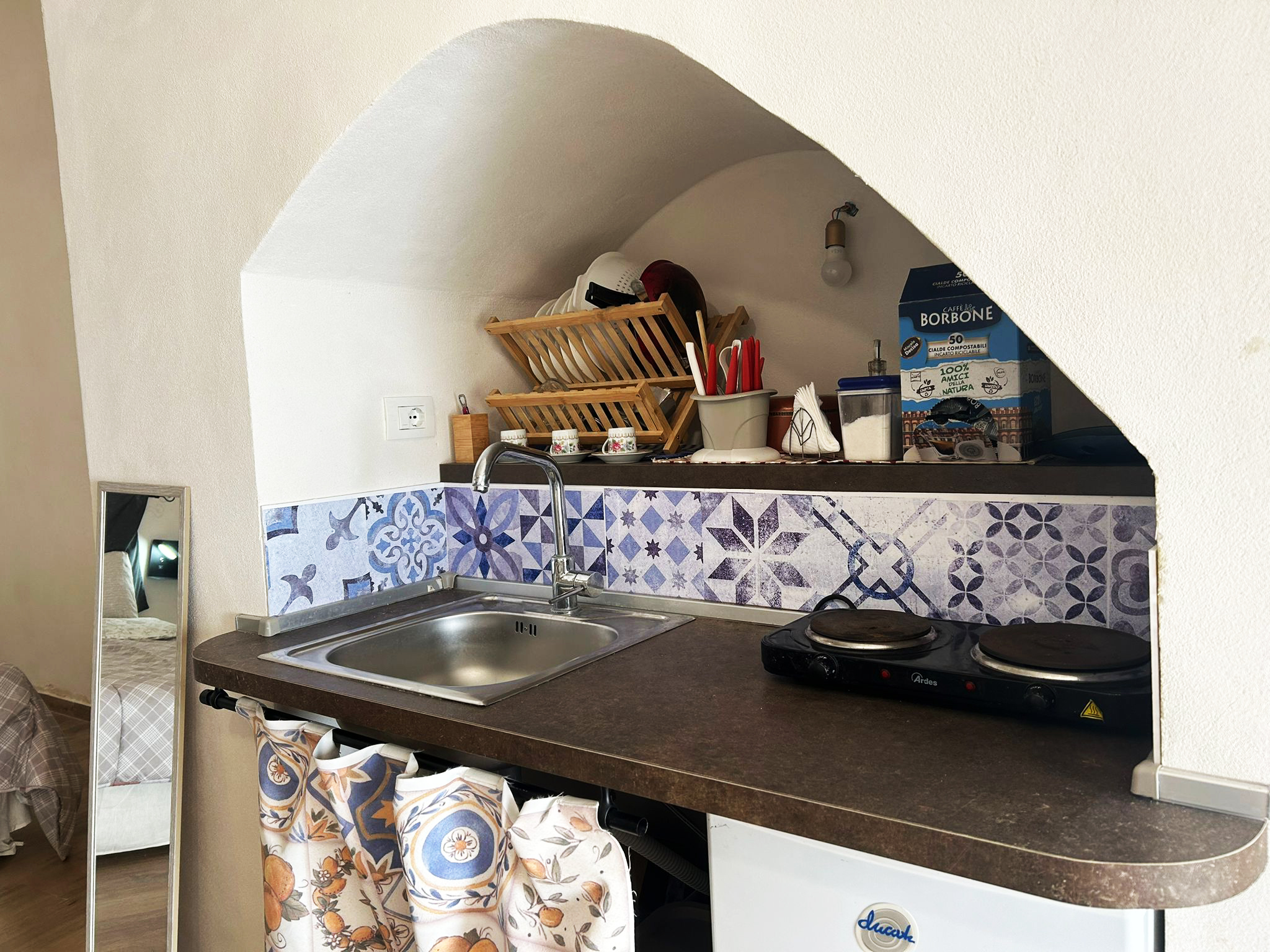 Angolo cottura cucina attrezzata appartamento Correri125 Modica